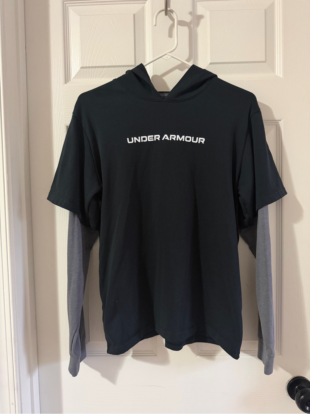 Under Armour Boys XL Black Hoodie Tee with Gray Long-Sleeve Layer